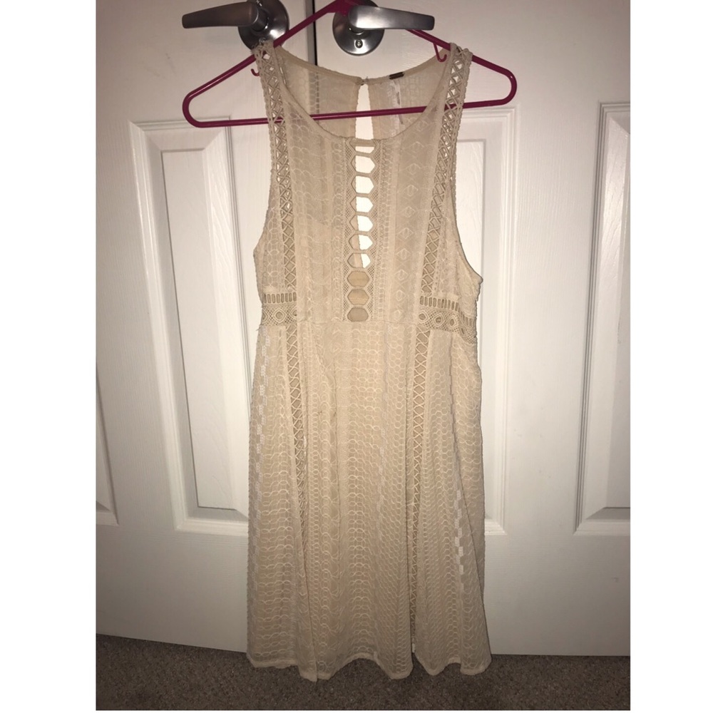 Free People “Wherever you go” ivory dress - Picture 5 of 6